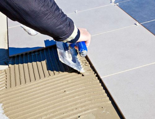Soluzione professionale per la posa di piastrelle con Silikoll Flex S1 di COLMEF